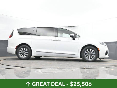 2023 Chrysler Pacifica Plug-In Hybrid Limited