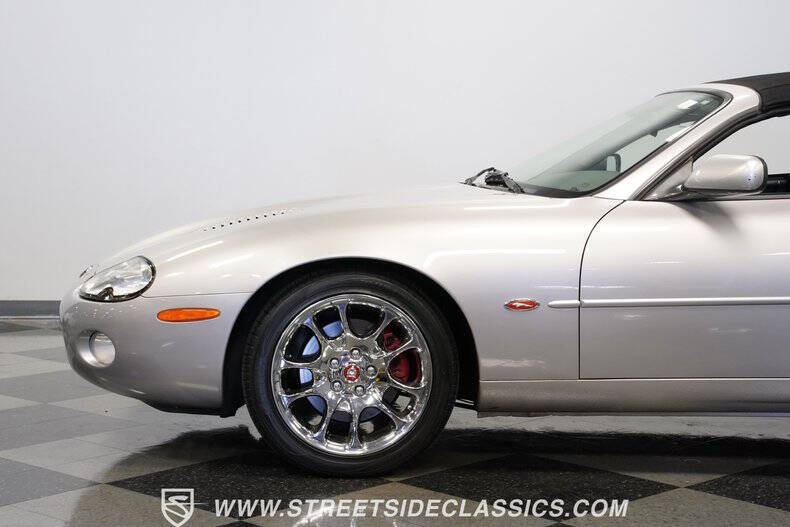 2001 Jaguar XKR