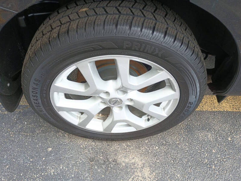 2012 Nissan Rogue SV w/SL Package