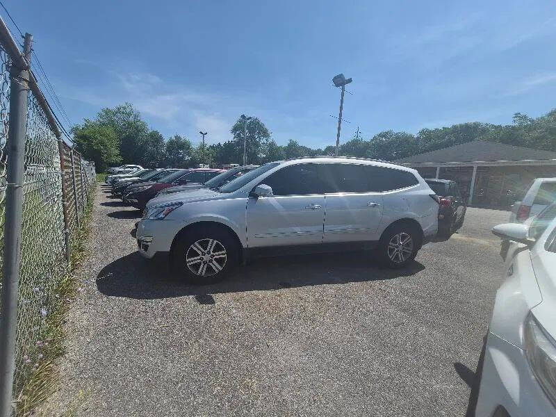 2017 Chevrolet Traverse LT