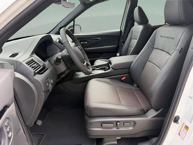 2026 Honda Ridgeline Black Edition Two-Tone