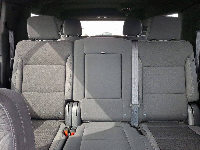 2021 Chevrolet Suburban LS