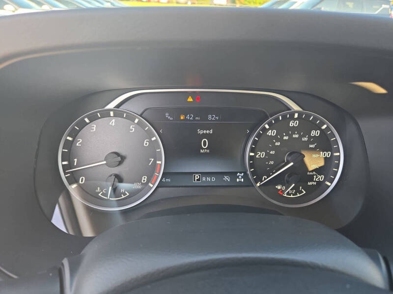 2025 Nissan Frontier SV