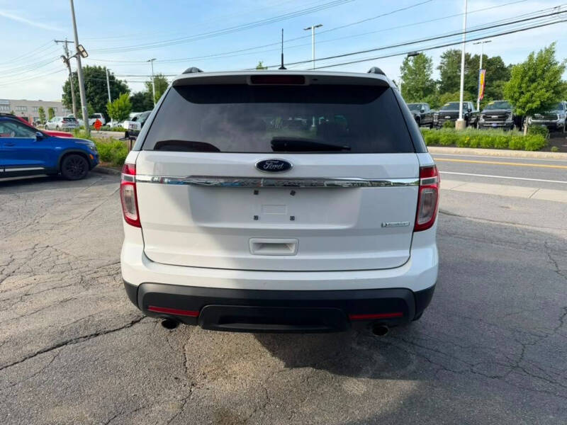2014 Ford Explorer