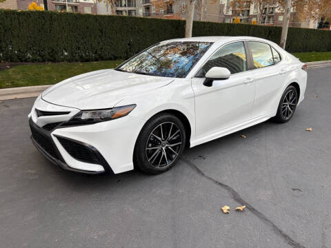 2024 Toyota Camry SE Nightshade