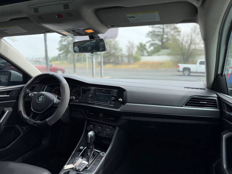 2021 Volkswagen Jetta R-Line