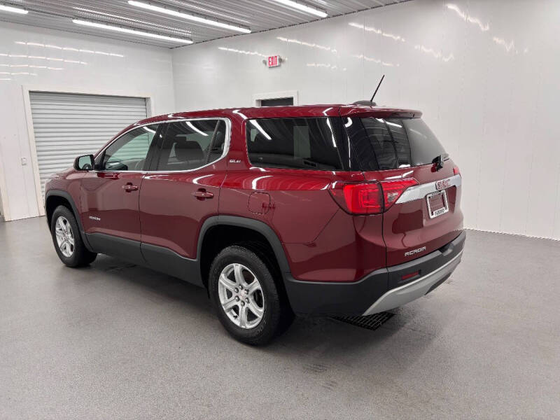 2017 GMC Acadia SLE-1