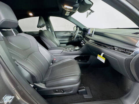 2027 Infiniti QX65 Luxe
