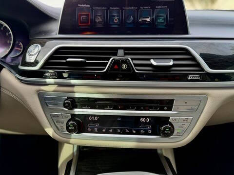 2017 BMW 7 Series 740i