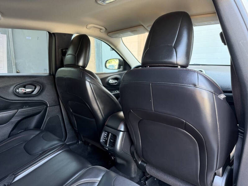 2017 Jeep Cherokee Trailhawk