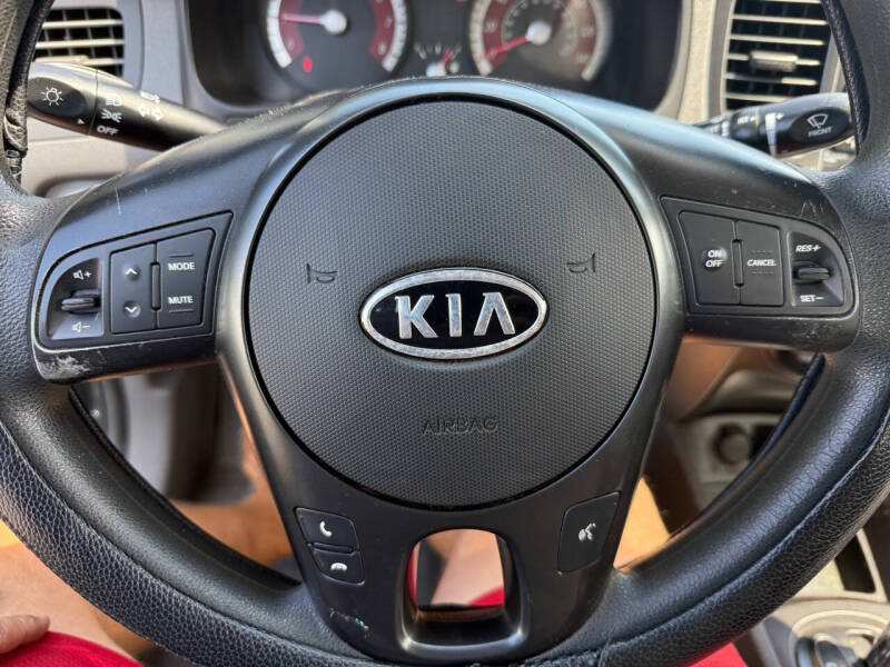 2011 Kia Rio LX