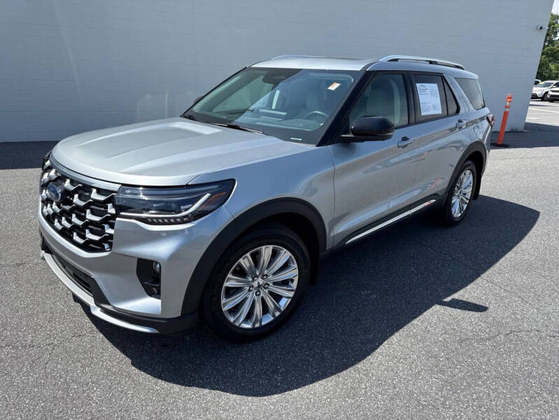 2025 Ford Explorer Platinum
