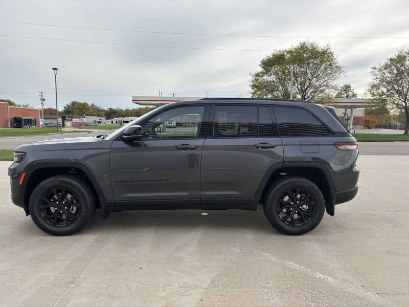 2025 Jeep Grand Cherokee Altitude X