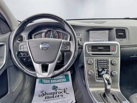 2015 Volvo V60 T5 Drive-E Platinum