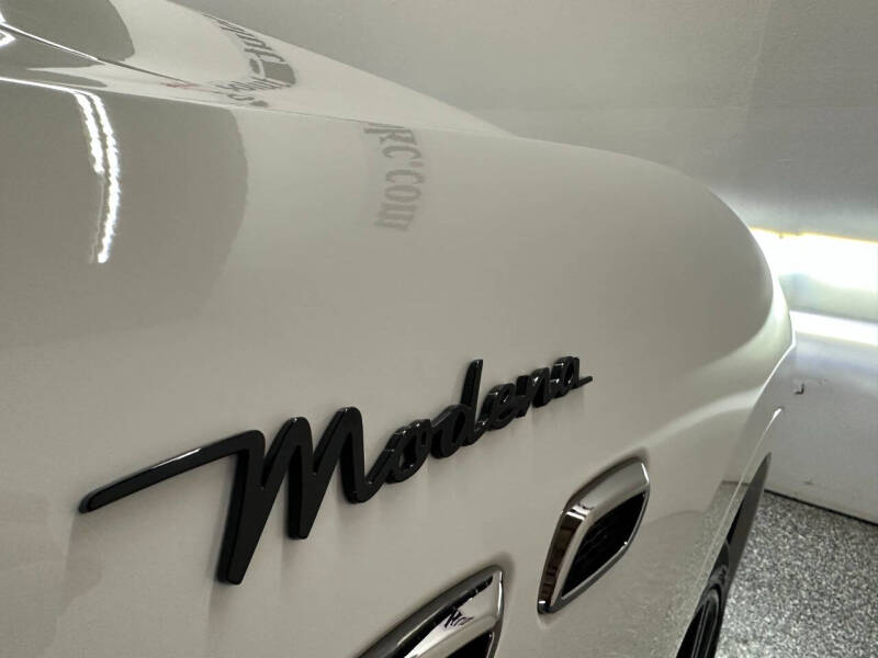 2022 Maserati Levante Modena