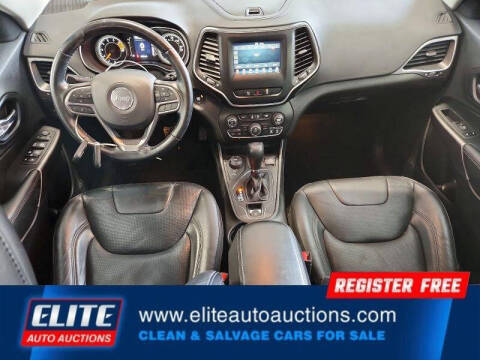 2021 Jeep Cherokee Latitude Lux