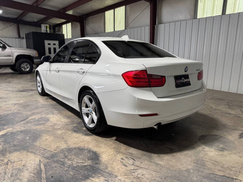 2014 BMW 3 Series 320i