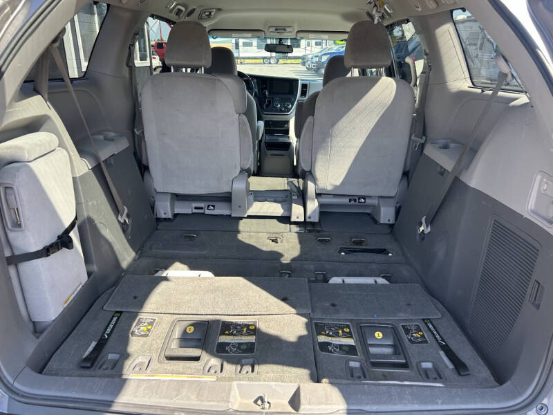 2015 Toyota Sienna