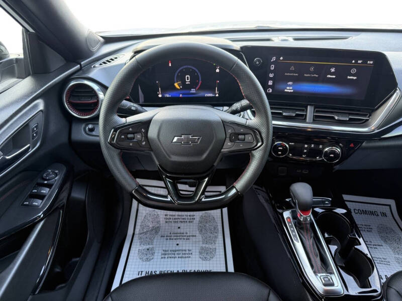 2025 Chevrolet Trax RS