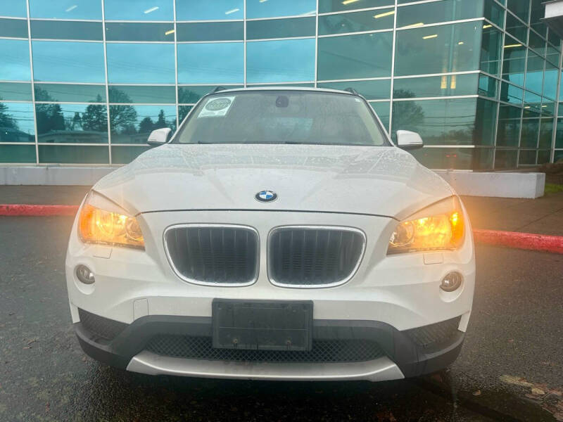 Used 2014 BMW X1 28i with VIN WBAVL1C58EVY16827 for sale in Salem, OR