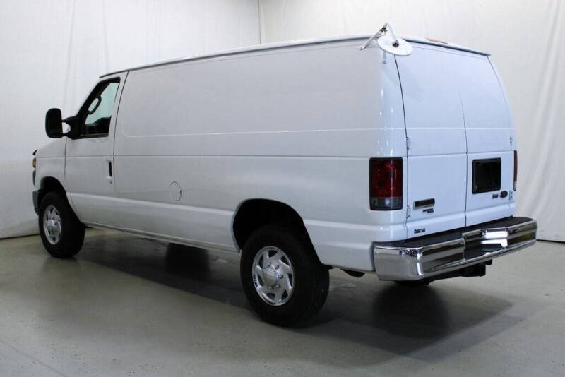 2013 Ford E-Series E-350 SD