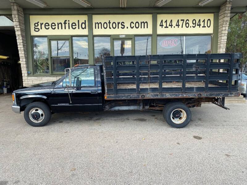 2000 GMC Sierra 3500 for sale at GREENFIELD MOTORS in Milwaukee WI