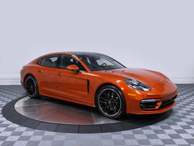 2022 Porsche Panamera GTS