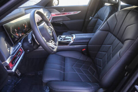 2025 BMW 7 Series 750e xDrive