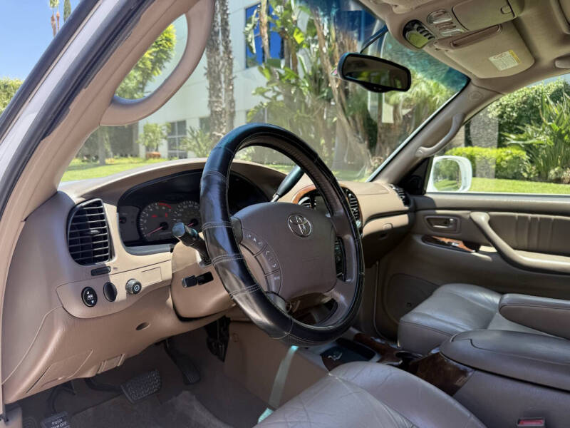 2004 Toyota Sequoia Limited