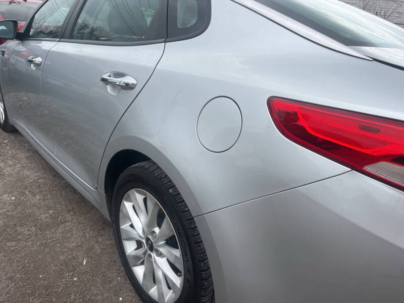 2017 Kia Optima LX