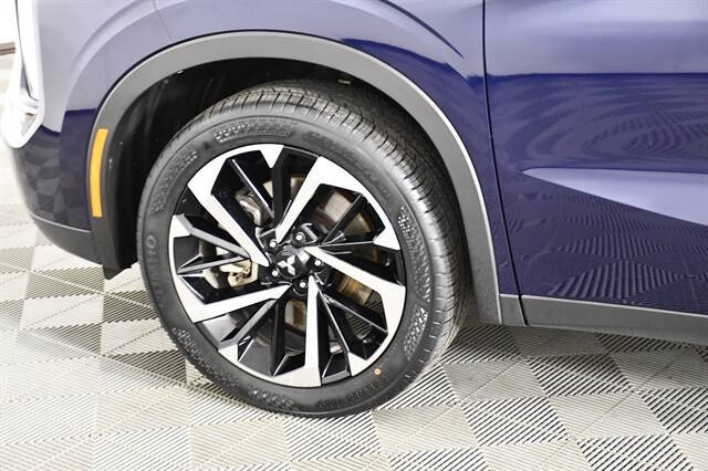 2022 Mitsubishi Outlander SE