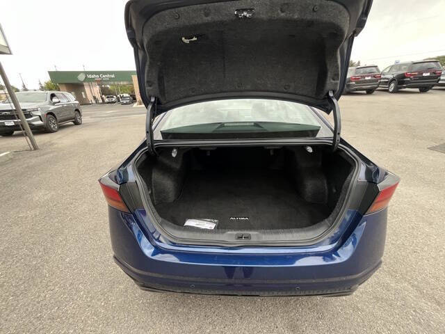 2024 Nissan Altima 2.5 SR