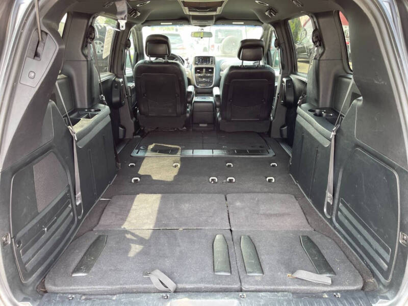 2016 Dodge Grand Caravan R/T