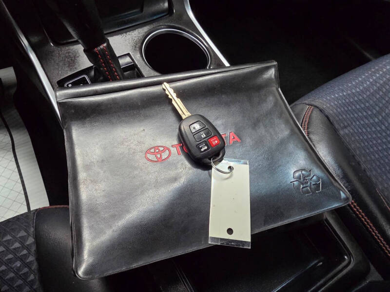 2015 Toyota Camry SE