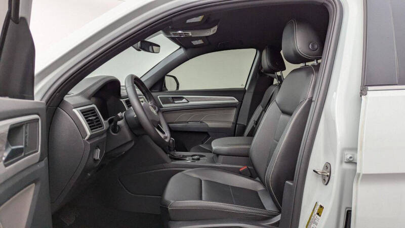 2022 Volkswagen Atlas Cross Sport SE 4Motion