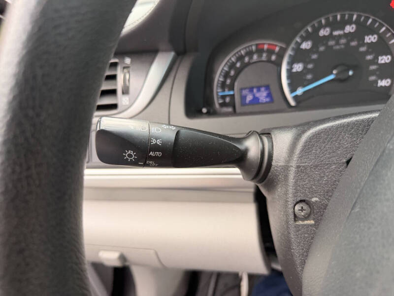 2012 Toyota Camry LE