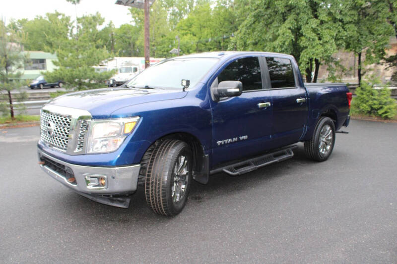 2018 Nissan Titan SV