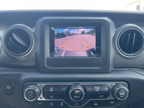 2023 Jeep Gladiator Sport