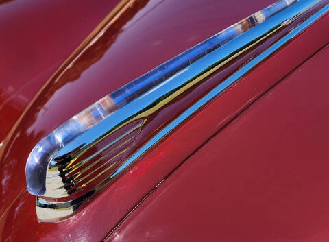 1947 Ford Super Deluxe