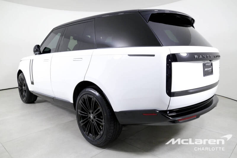 2022 Land Rover Range Rover P400 SE