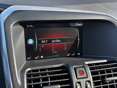 2015 Volvo XC60 T5 Drive-E Premier