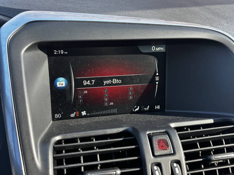 2015 Volvo XC60 T5 Drive-E Premier