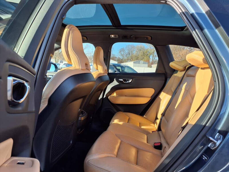 2021 Volvo XC60 T5 Inscription