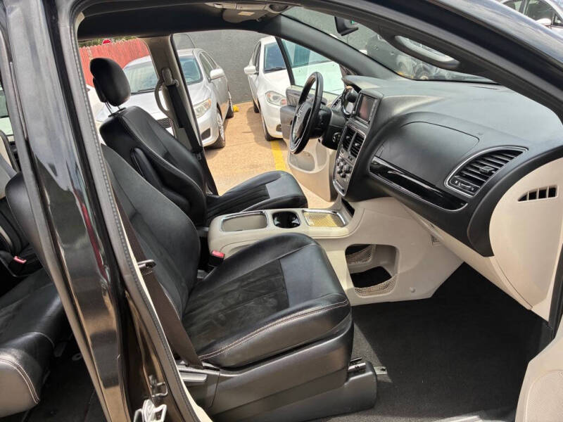 2016 Dodge Grand Caravan SXT