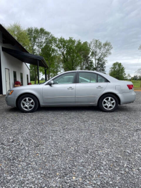 2006 Hyundai SONATA for sale at Cove Creek Motors LLC in Damascus, AR