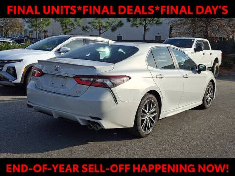 2023 Toyota Camry SE