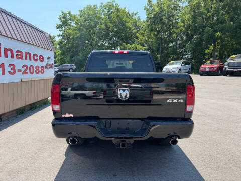 2012 RAM 1500 ST