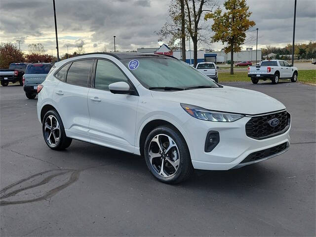 2023 Ford Escape ST-Line Select