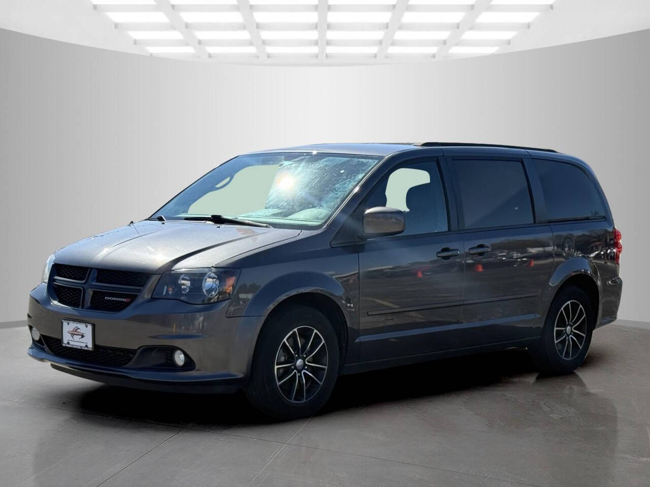 2015 Dodge Grand Caravan for sale at Used Cars Toledo in Oregon, OH