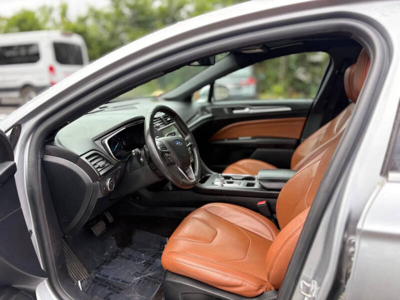 2020 Ford Fusion Titanium